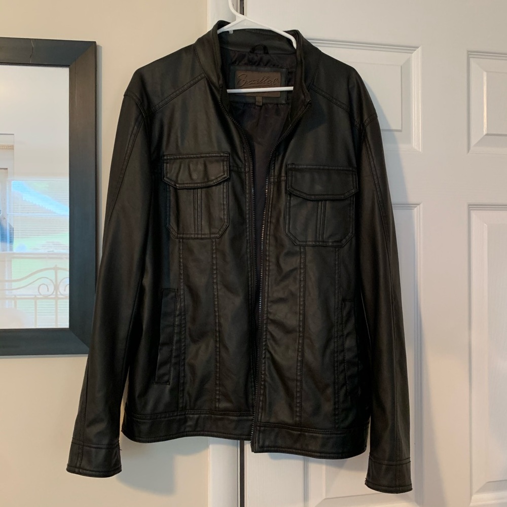 Men’s black leather jacket